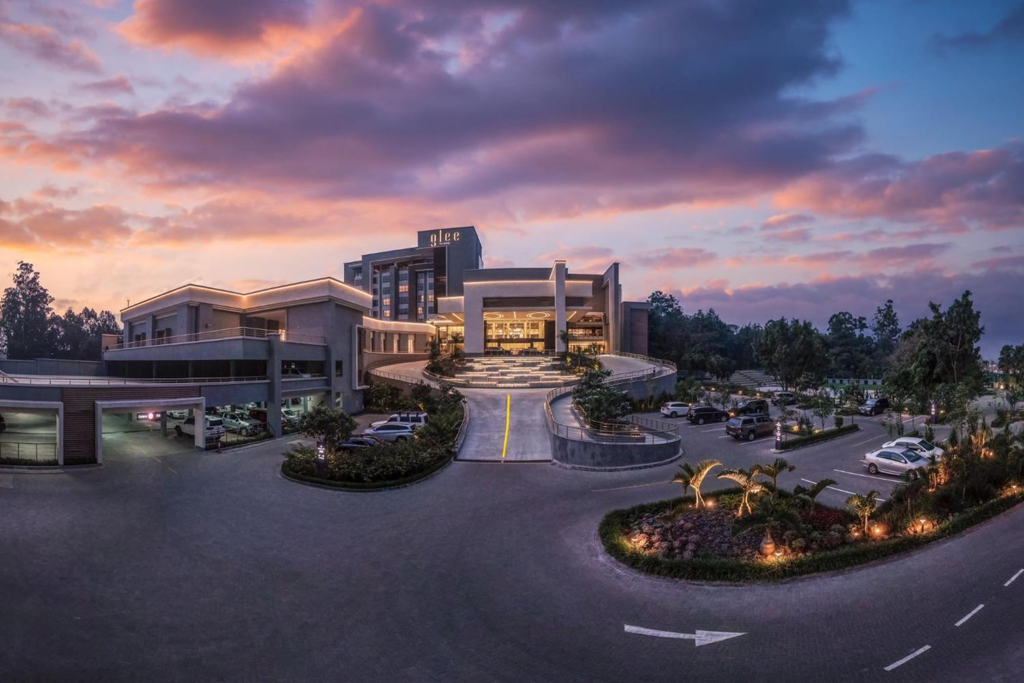 Glee Nairobi, A Preferred Lvx Hotel Gathanga エクステリア 写真