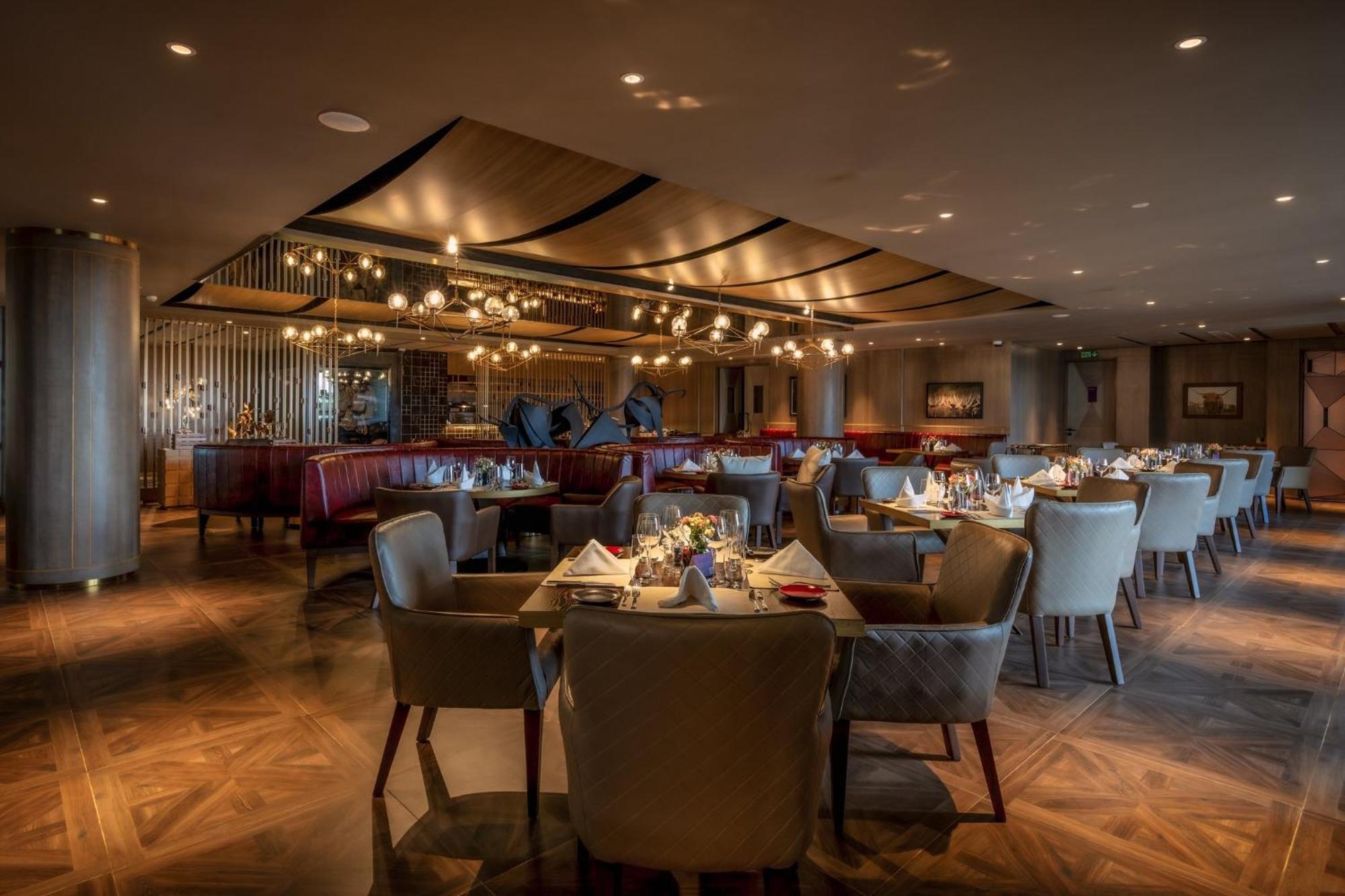 Glee Nairobi, A Preferred Lvx Hotel Gathanga エクステリア 写真