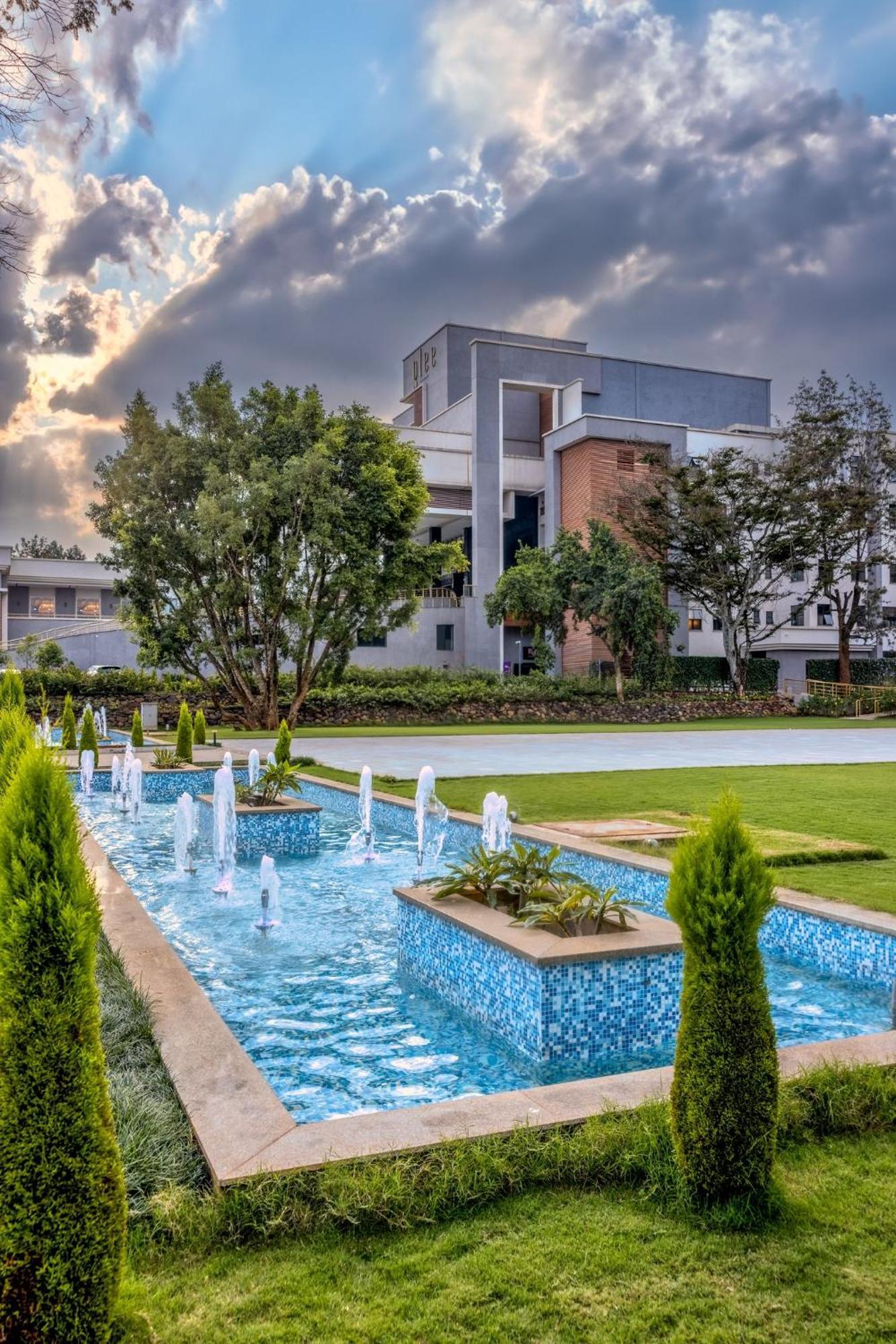 Glee Nairobi, A Preferred Lvx Hotel Gathanga エクステリア 写真
