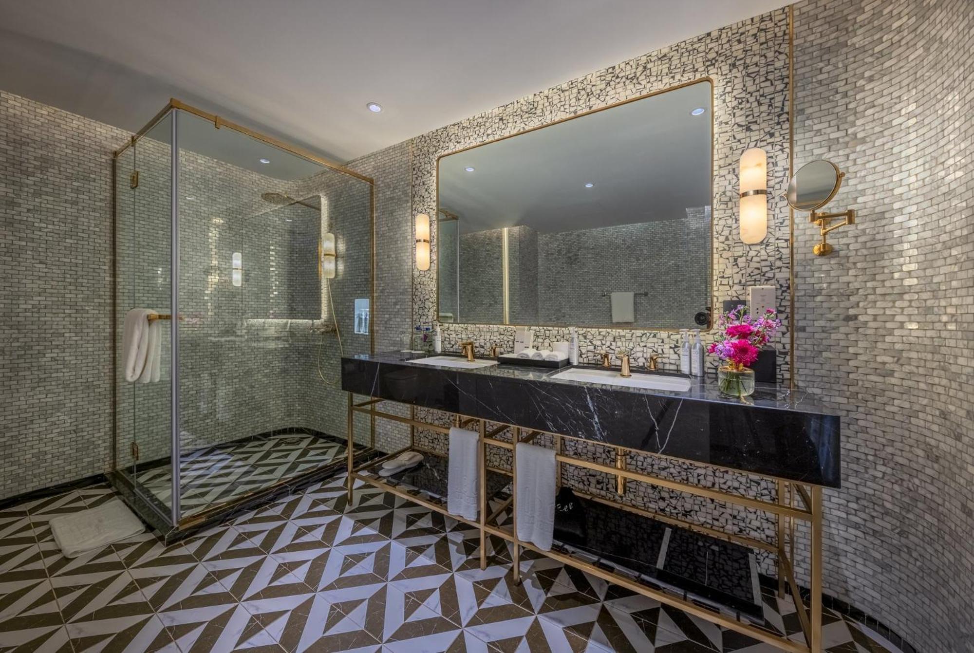 Glee Nairobi, A Preferred Lvx Hotel Gathanga エクステリア 写真