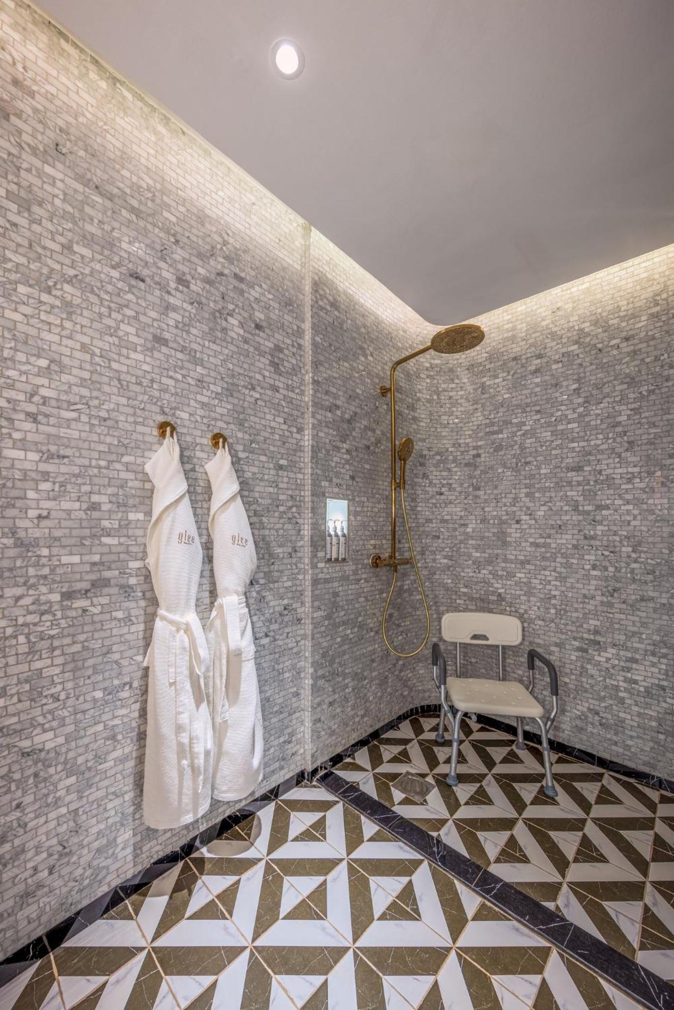 Glee Nairobi, A Preferred Lvx Hotel Gathanga エクステリア 写真